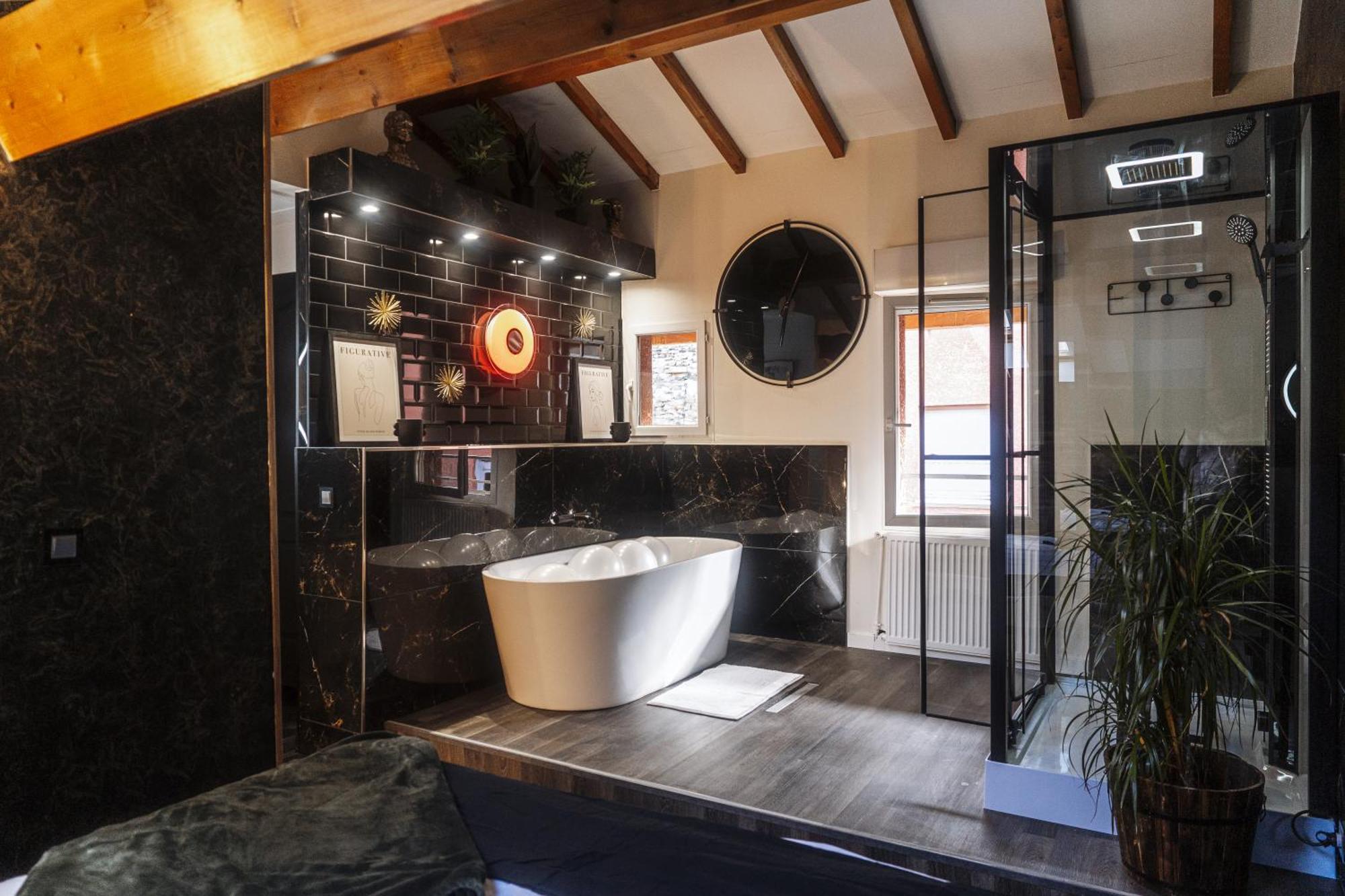 Appart Hotel Le 8 La Suite - Parking Gratuit - Macon Luaran gambar